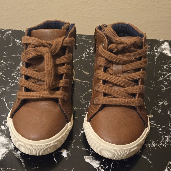 Cat & Jack Other - 🍒🍒 Cat & Jack Brown Kids High-Top Sneakers